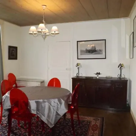 Holiday home Maison De Vacances A Avec Jardin Et Animaux Acceptes - Fr-1-742-147 Vic-sur-Cere